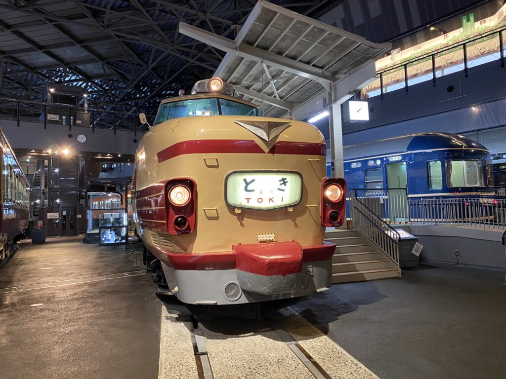 鉄道博物館